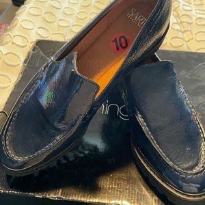 Blue patin-leather loafers New never worn